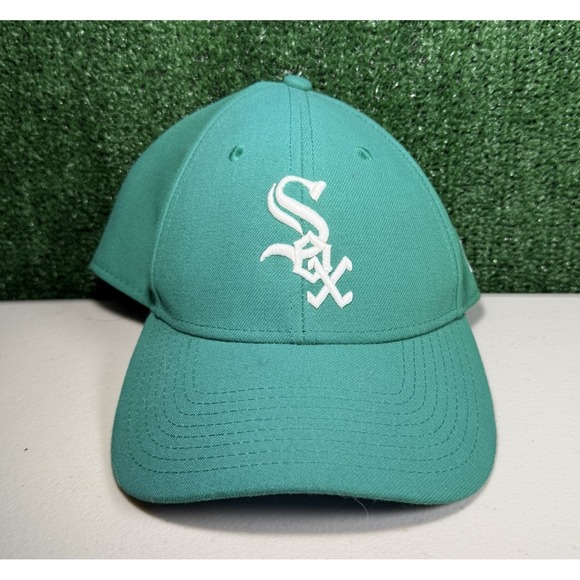 New Era Chicago White Sox MLB Men Green St. Patrick's Day 9Forty Adjustable Hat - Picture 1 of 5